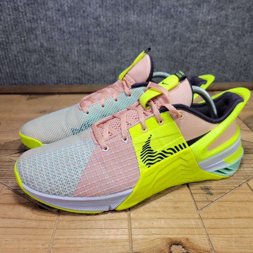 Nike Metcon 8 Flyease Womens 10.5 Training Shoes Arctic Orange Volt Pink Yellow - Picture 2 of 13